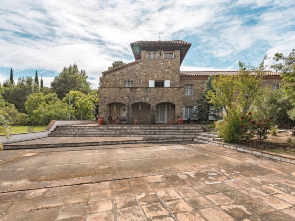 Imagen 2 de Exclusiva finca con carácter en el Alt Empordà