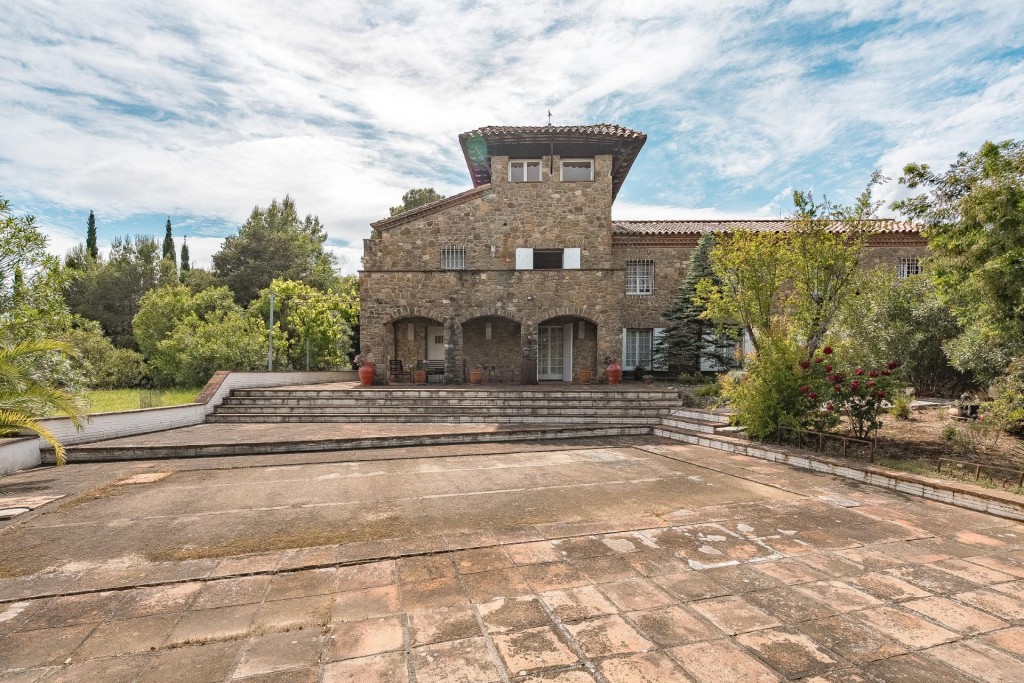 Imagen 2 de Exclusiva finca con carácter en el Alt Empordà