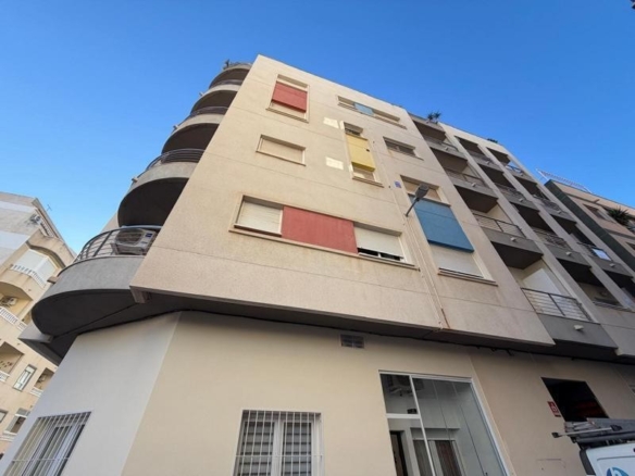 Imagen 1 de Venta de piso en Torrevieja