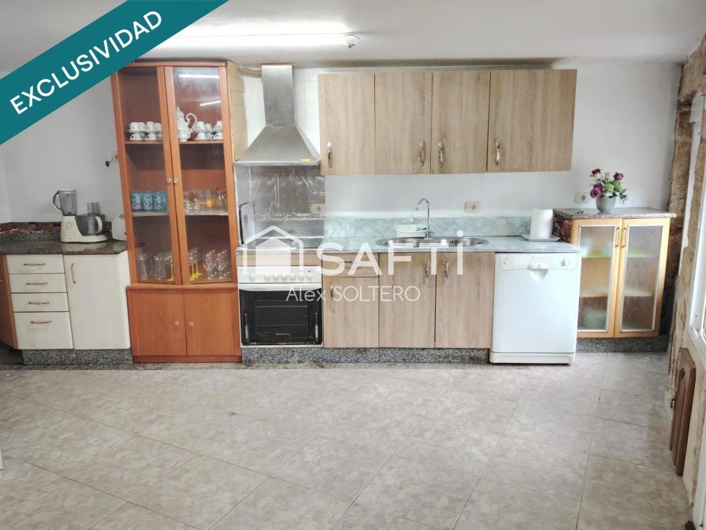 Imagen 2 de Casa de piedra con mucho encanto en Baredo-Baiona
