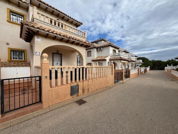 Imagen 1 de Venta de quad villa en Orihuela costa