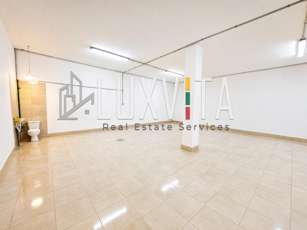 Imagen 2 de Local comercial diáfano de 98 m2 en Polígono Las Andoriñas – Las Chafiras