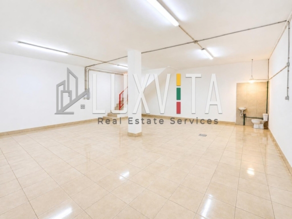 Imagen 4 de Local comercial diáfano de 98 m2 en Polígono Las Andoriñas – Las Chafiras