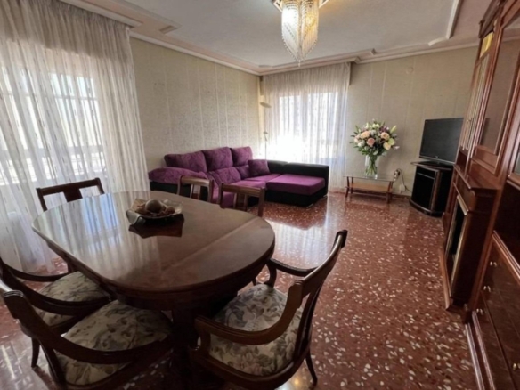 Imagen 2 de Piso con excelente potencial en San Vicente del Raspeig