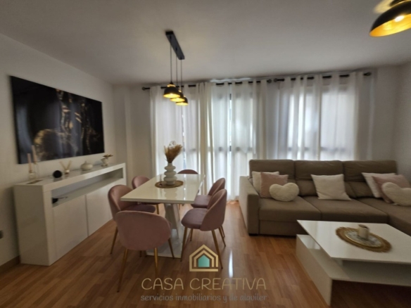 Imagen 2 de Casa-Chalet en Alquiler en Castelló De La Plana(Castellón De La Plana) Castellón