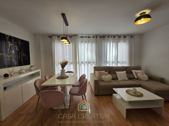 Imagen 1 de Casa-Chalet en Alquiler en Castelló De La Plana(Castellón De La Plana) Castellón