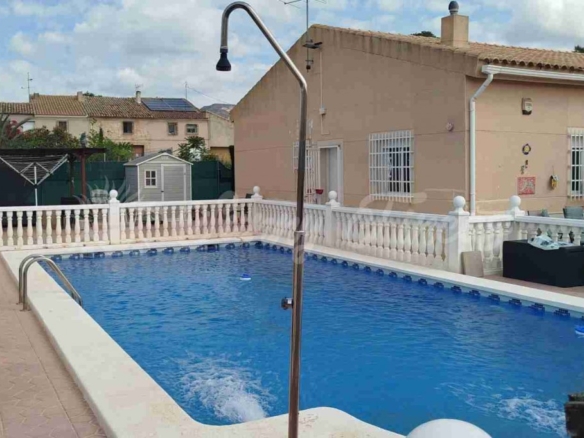 Imagen 1 de Casa-Chalet en Venta en Alcana Alicante