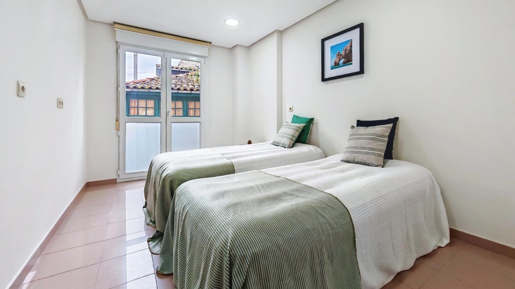 Imagen 1 de Piso listo para entrar a vivir junto al Ayuntamiento de Tineo