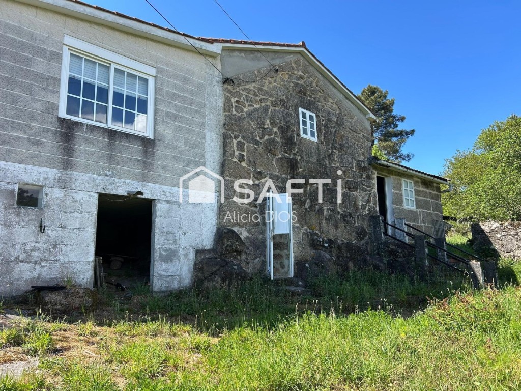 Imagen 1 de Casa en entorno rural a 20 minutos de Pontevedra