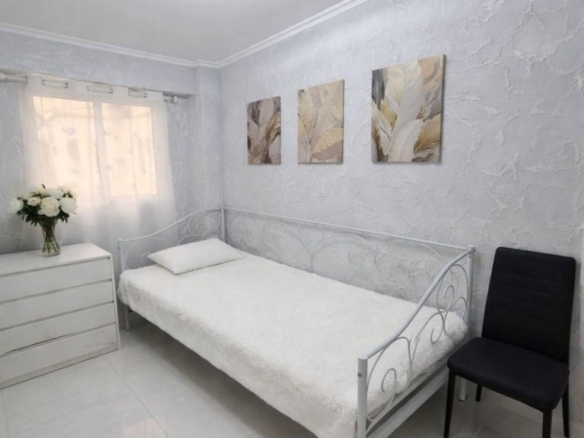 Imagen 3 de EXCLUSIVO APARTAMENTO REFORMADO EN CAMPANAR – ALTA RENTABILIDAD Y LISTO PARA ENTRAR
