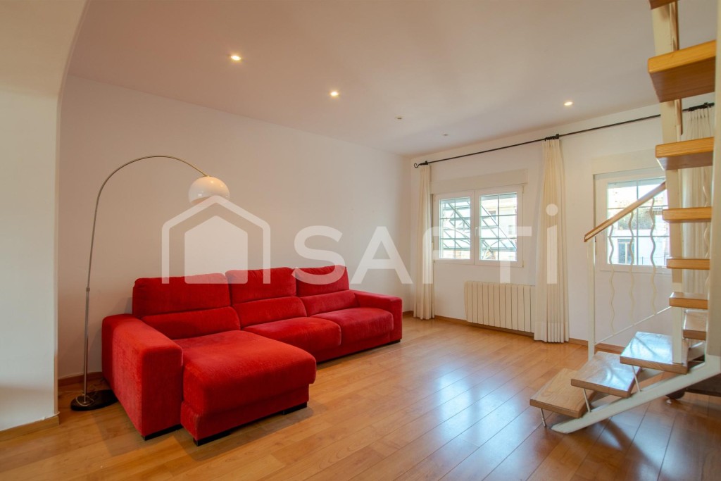 Imagen 2 de DÚPLEX CON ENCANTO ENTRE EL MAR Y LA TRANQUILIDAD DEL CAMPO – LISTO PARA ENTRAR A VIVIR