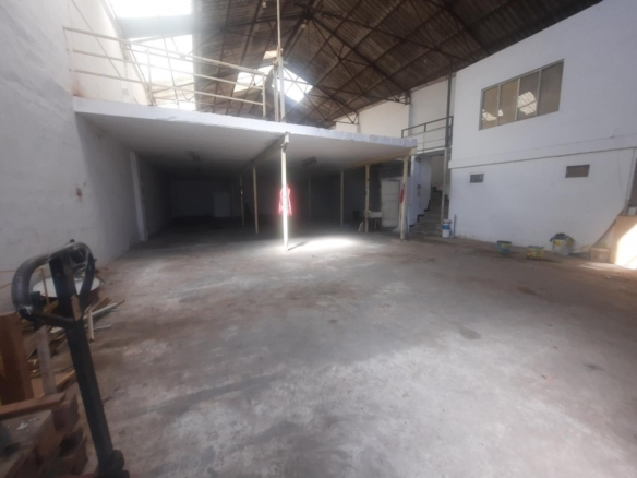 Imagen 3 de Gran nave industrial en el Área Empresarial Raco de L´horta