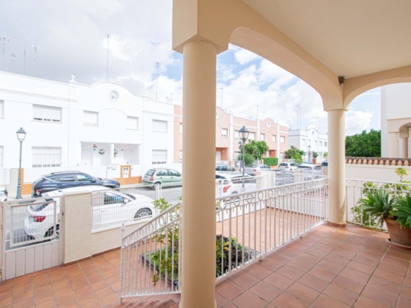 Imagen 2 de Espectacular vivienda pareada en Utrera