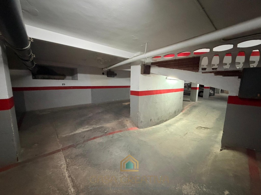 Imagen 3 de PLAZA DE GARAJE EN ALQUILER – AMPLIA Y CÓMODA – ZONA ESCULTOR FRECHINA – VALENCIA