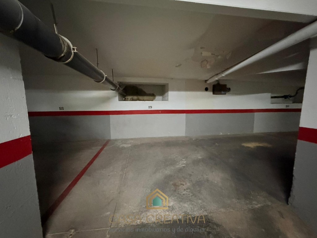 Imagen 1 de PLAZA DE GARAJE EN ALQUILER – AMPLIA Y CÓMODA – ZONA ESCULTOR FRECHINA – VALENCIA