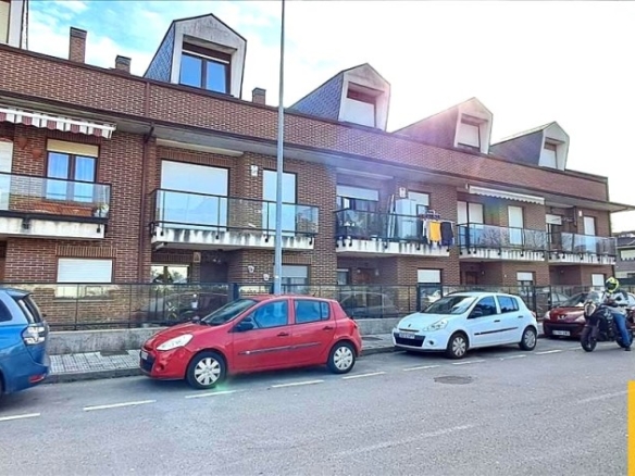 Imagen 2 de Piso y plaza de garaje en rentabilidad