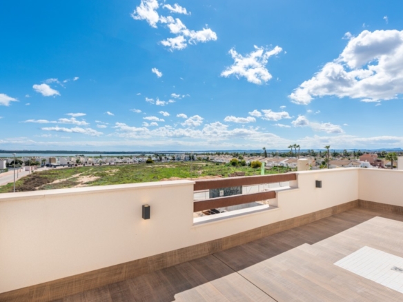 Imagen 3 de Casa-Chalet en Venta en Ciudad Quesada Alicante
