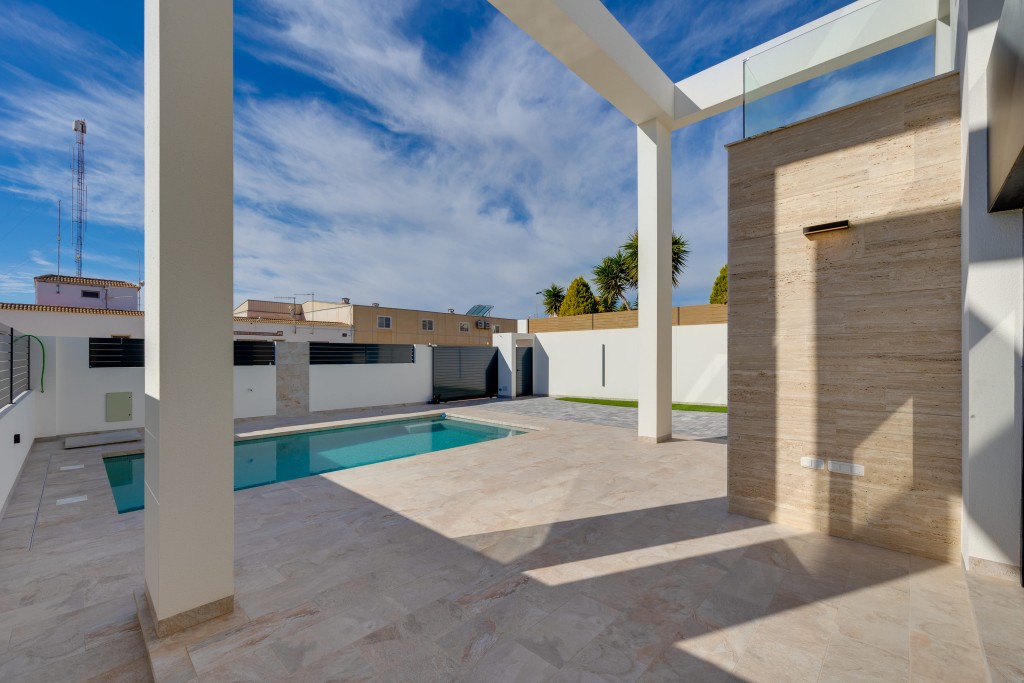 Imagen 3 de Casa-Chalet en Venta en Torrevieja Alicante