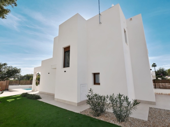 Imagen 4 de Casa-Chalet en Venta en Orihuela Costa Alicante