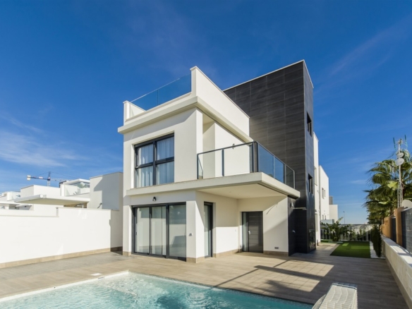 Imagen 2 de Casa-Chalet en Venta en San Miguel De Salinas Alicante