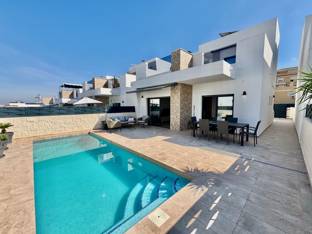 Imagen 2 de Casa-Chalet en Venta en Benijofar Alicante