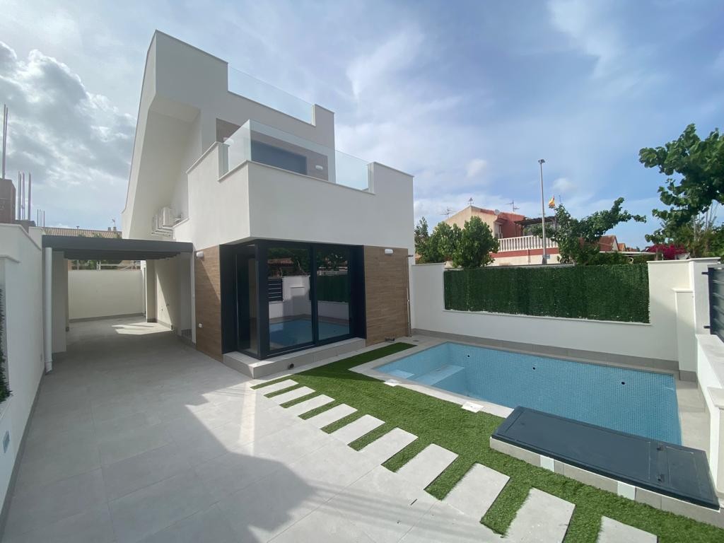 Imagen 1 de Casa-Chalet en Venta en Alcazares
