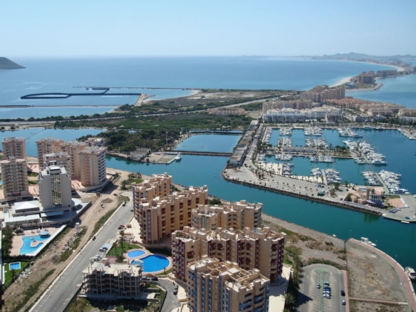 Imagen 2 de Apartamento en Venta en Manga Del Mar Menor