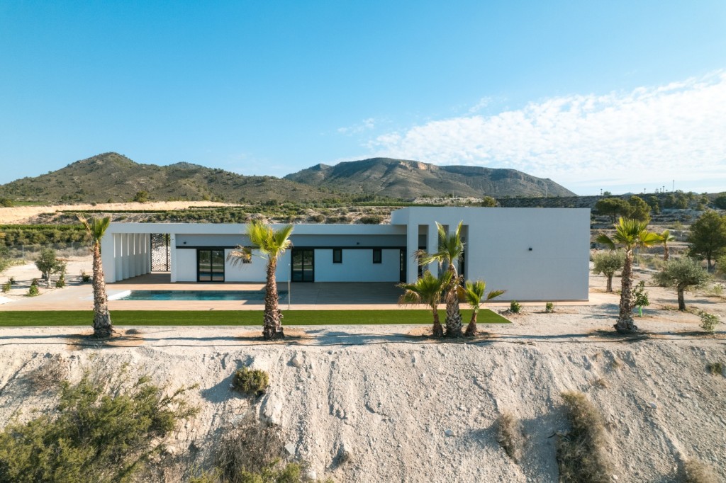 Imagen 4 de Casa-Chalet en Venta en Pinoso Alicante