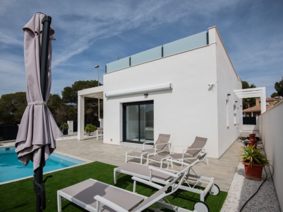 Imagen 2 de Casa-Chalet en Venta en Pinar De Campoverde Alicante