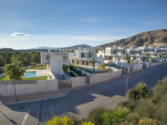 Imagen 1 de Casa-Chalet en Venta en Finestrat Alicante