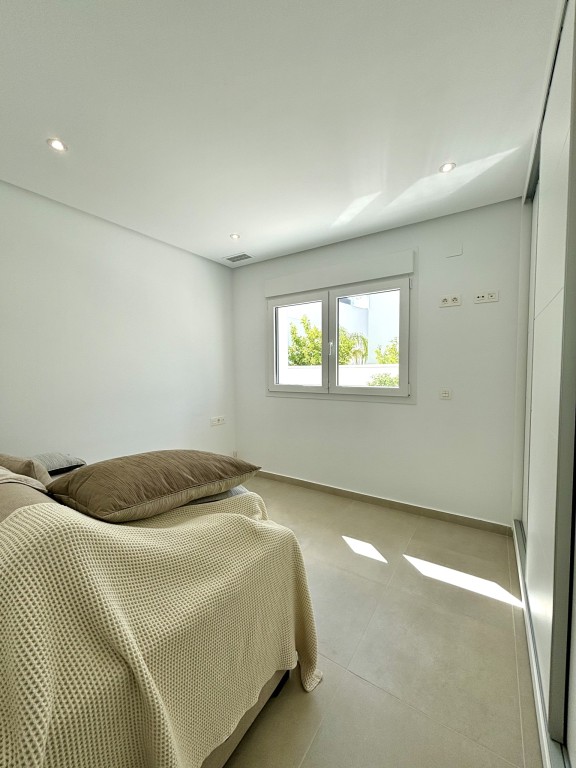 Imagen 4 de Casa-Chalet en Venta en Benijofar Alicante