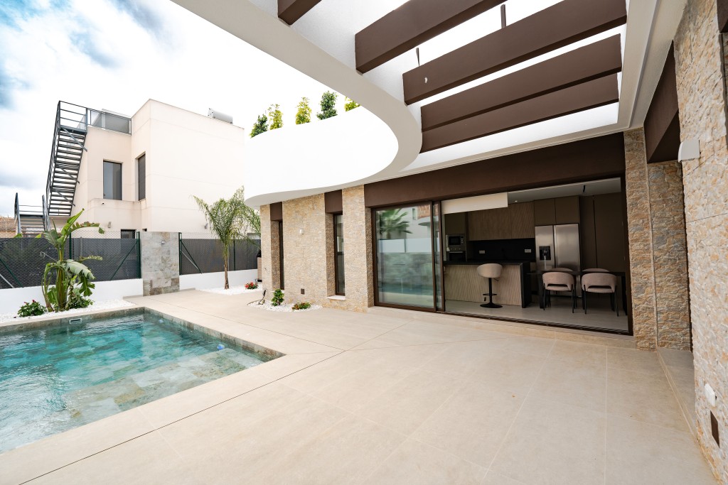 Imagen 1 de Casa-Chalet en Venta en Heredades Alicante