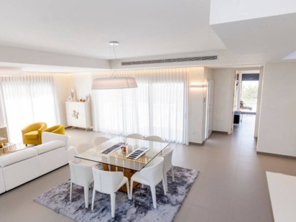 Imagen 3 de Casa-Chalet en Venta en Dehesa De Campoamor Alicante