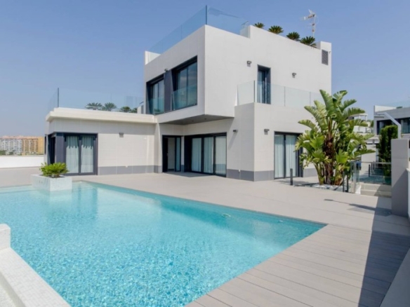 Imagen 1 de Casa-Chalet en Venta en Dehesa De Campoamor Alicante