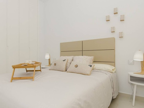 Imagen 4 de Casa-Chalet en Venta en Dehesa De Campoamor Alicante
