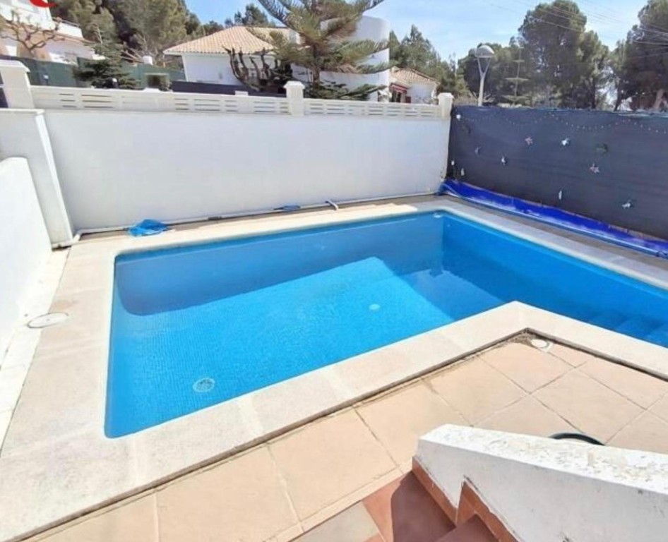Imagen 1 de CASA GRANDE Y TRANQUILA A 5 MINUTOS DE LA PLAYA