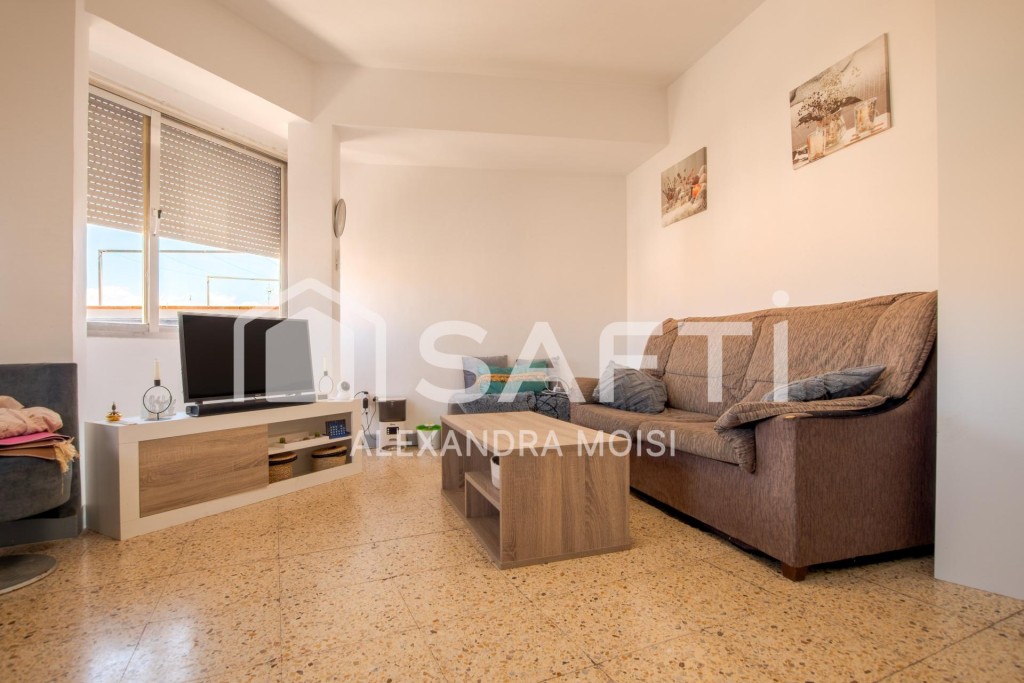 Imagen 1 de PISO CON ENCANTO ENTRE EL MAR Y LA TRANQUILIDAD DEL CAMPO – LISTO PARA ENTRAR A VIVIR
