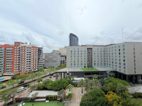 LUZ Y UBICACIÓN PRIVILEGIADA – VALENCIA
