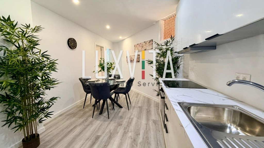 Imagen 2 de Apartamento reformado de 2 habitaciones en Los Cristianos