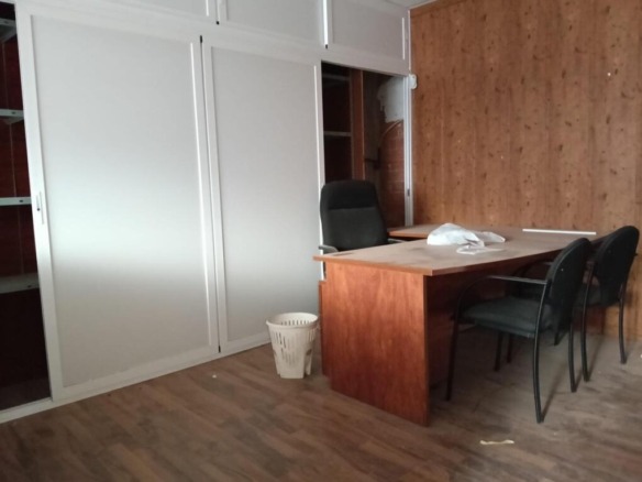 Imagen 3 de Local Comercial en Venta en Fuenmayor - Oportunidad Única