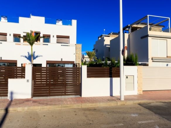 Imagen 3 de Adosada en Venta en Pilar De La Horadada Alicante