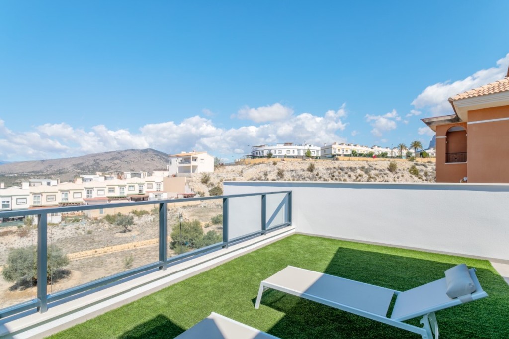 Imagen 2 de Adosada en Venta en Finestrat Alicante