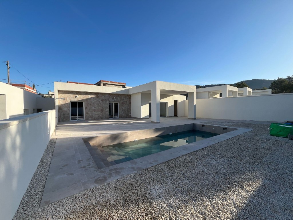 Imagen 1 de Adosada en Venta en Romana
