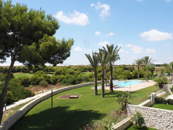 Imagen 3 de Piso en Venta en Pinar De Campoverde Alicante