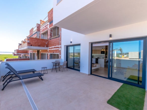 Imagen 2 de Casa-Chalet en Venta en Torrevieja Alicante