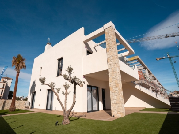 Imagen 1 de Casa-Chalet en Venta en Pilar De La Horadada Alicante