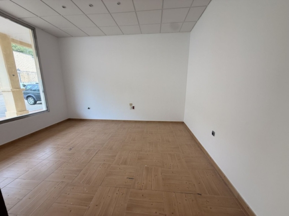 Imagen 1 de Local comercial en Alquiler en San Roque Cádiz