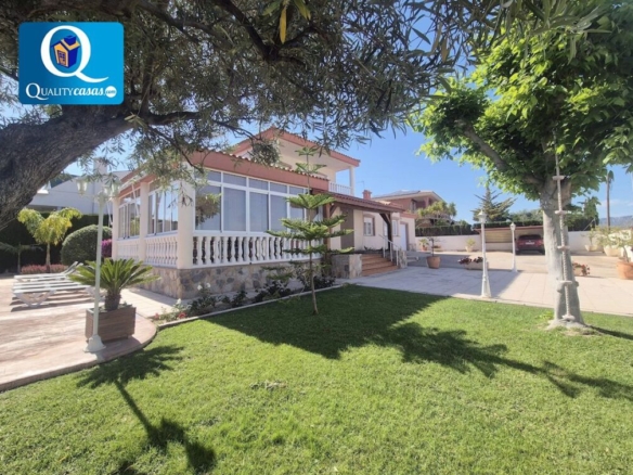 Imagen 1 de Casa-Chalet en Venta en Mutxamel Alicante Ref: 16492R