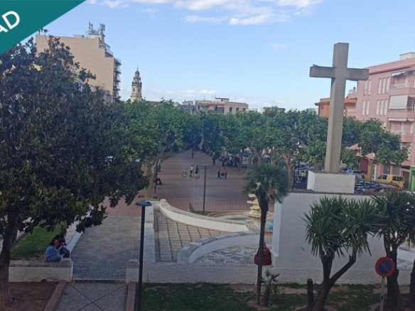 Imagen 2 de PISO EN PASEO CERVANTES PEGO