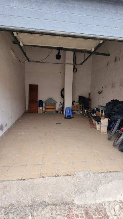Imagen 2 de Almacén en el Corazón de Roquetas de Mar por solo €20